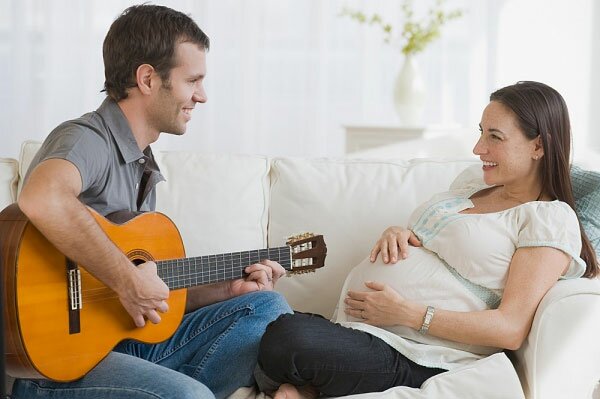 Những bản nhạc cho thai nhi tốt nhất đối với sự phát triển của bé